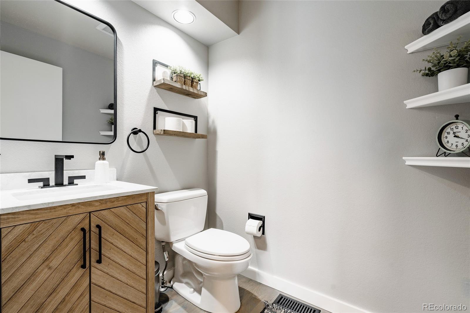 6386 S Pierson Street