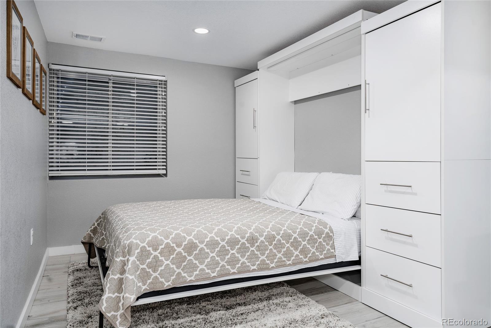 6386 S Pierson Street