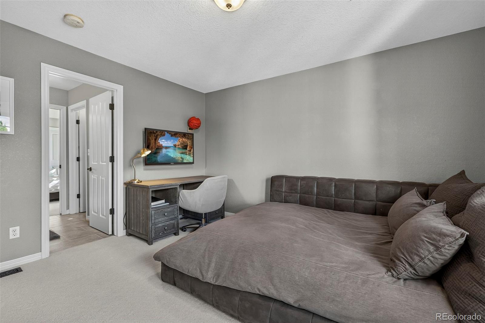 1660 Meyerwood Circle