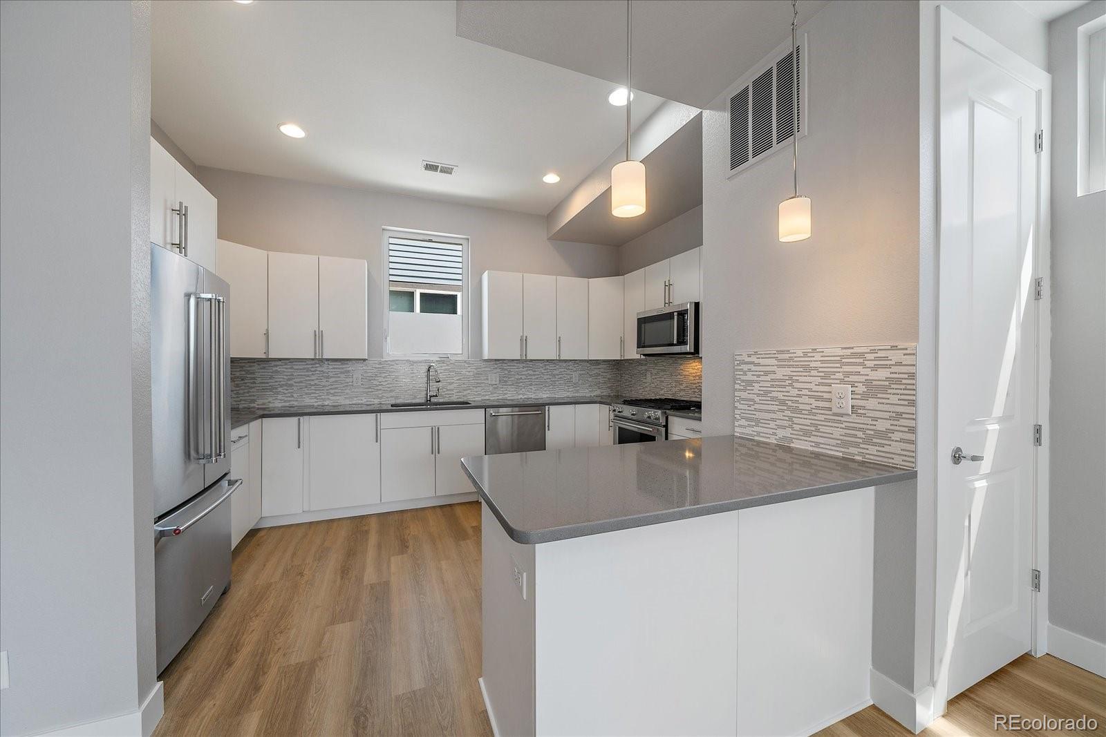 1632 Lowell Boulevard Unit: 5