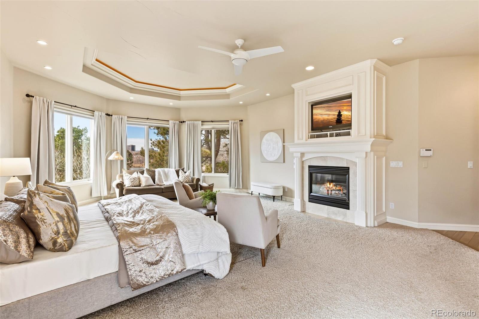 9444 E Orchard Drive