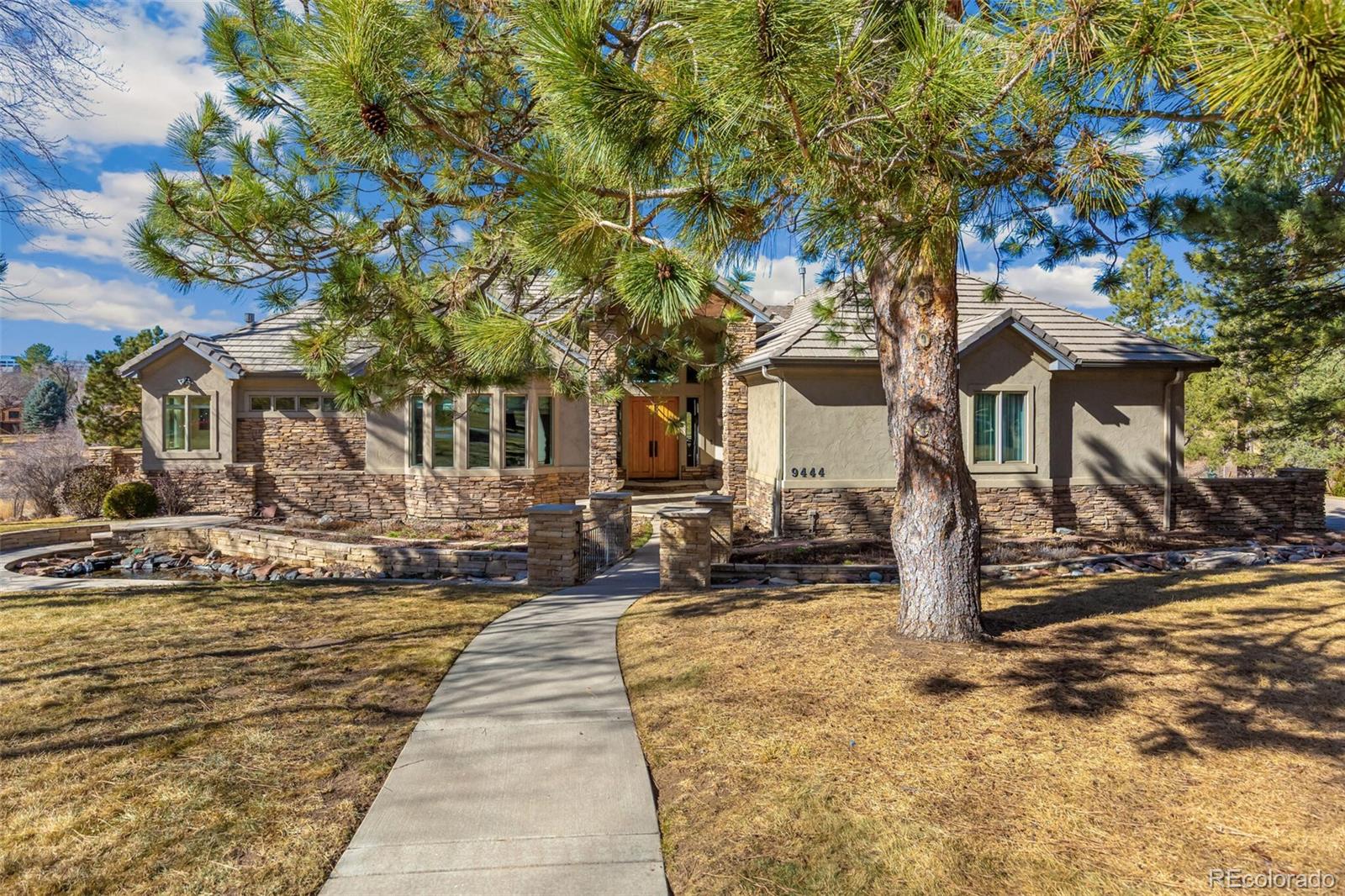 9444 E Orchard Drive