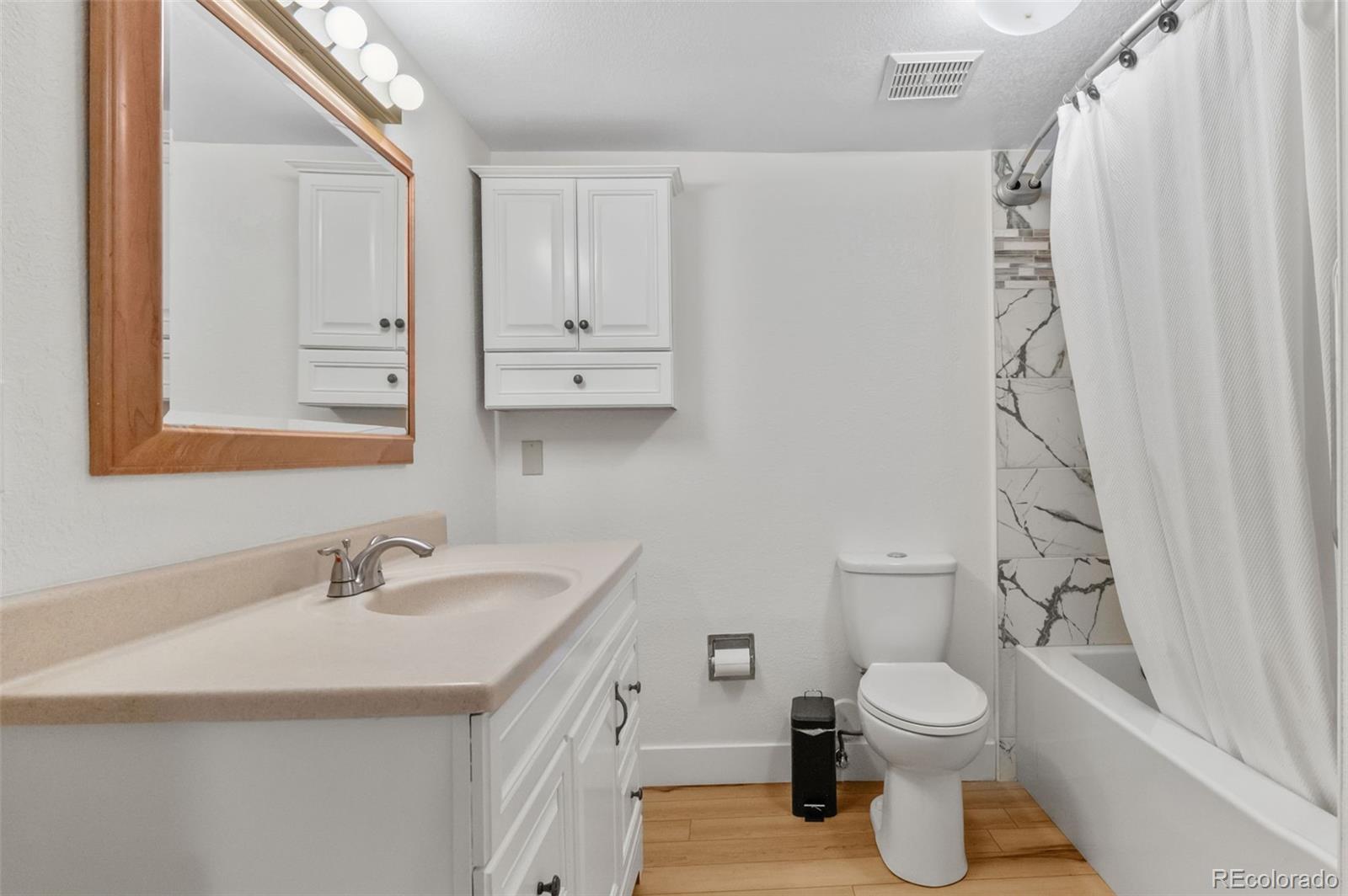 4923 S Carson Street Unit: 105