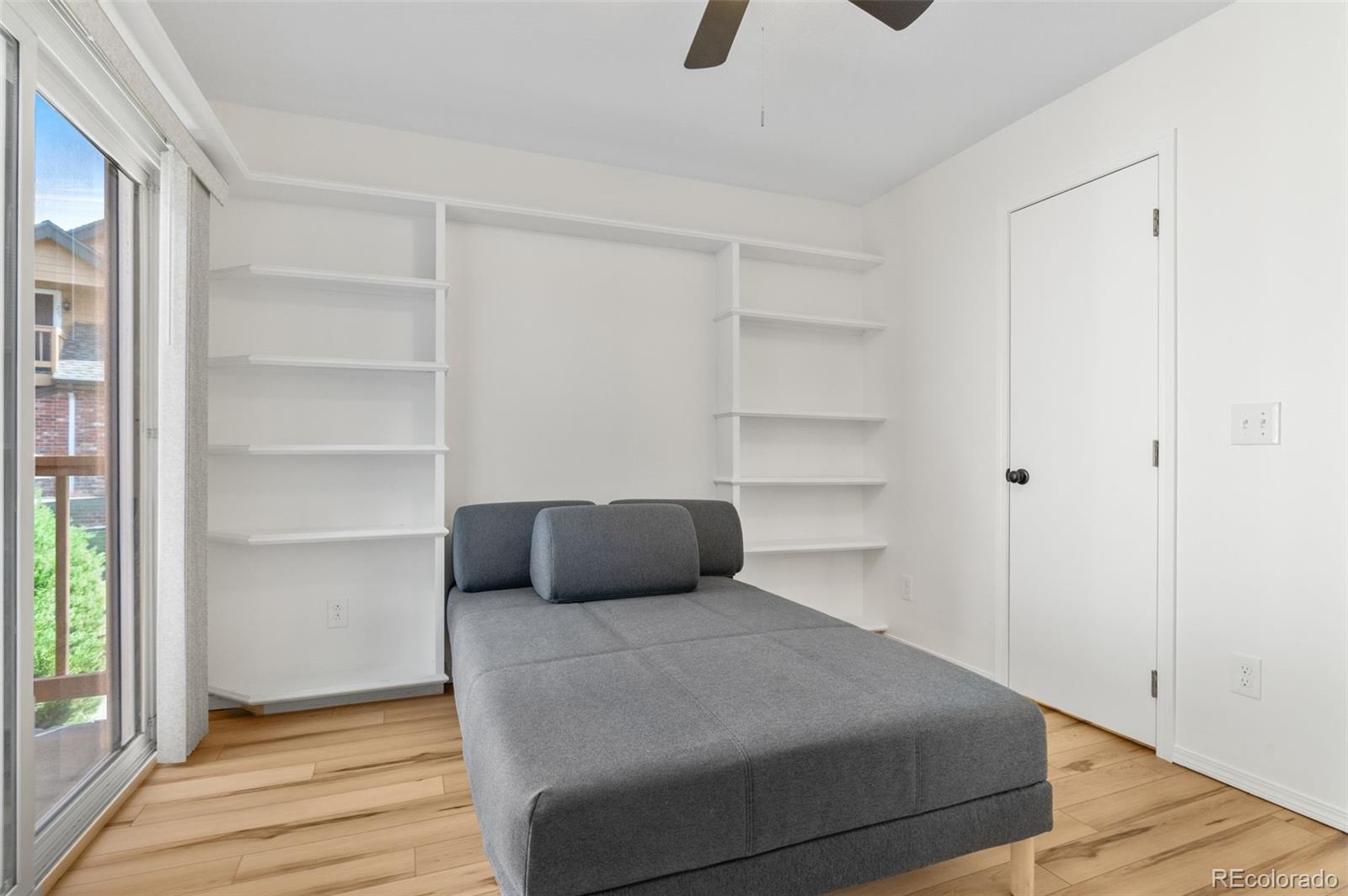 4923 S Carson Street Unit: 105