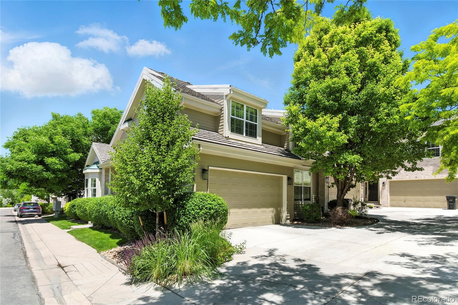 4545 S Monaco Street Unit: 114