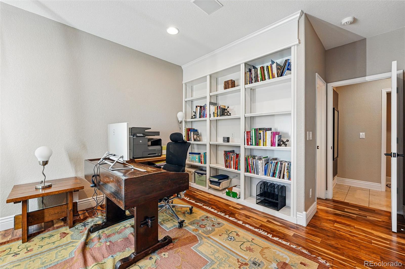 7086 Esperanza Drive