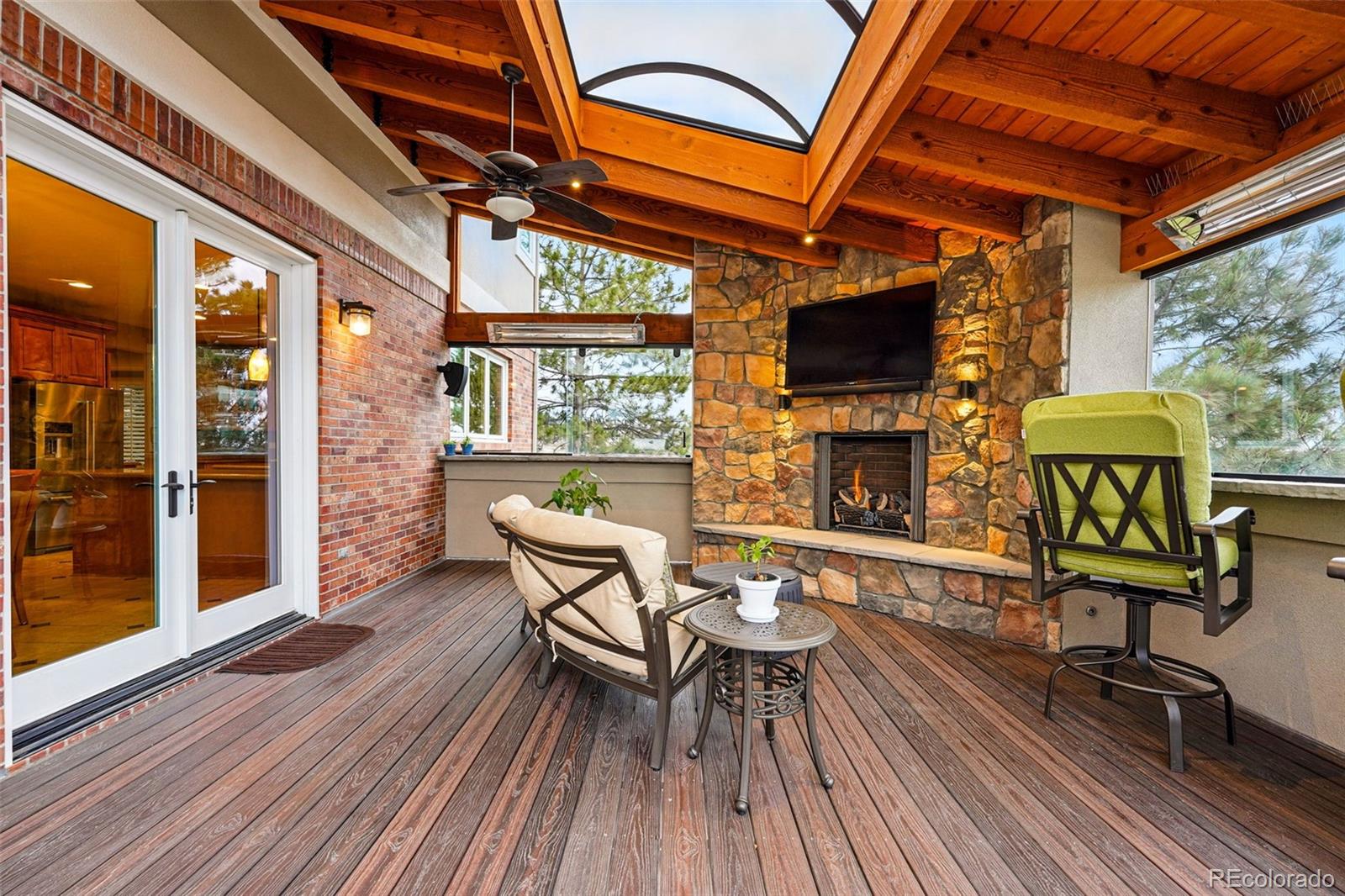 7086 Esperanza Drive