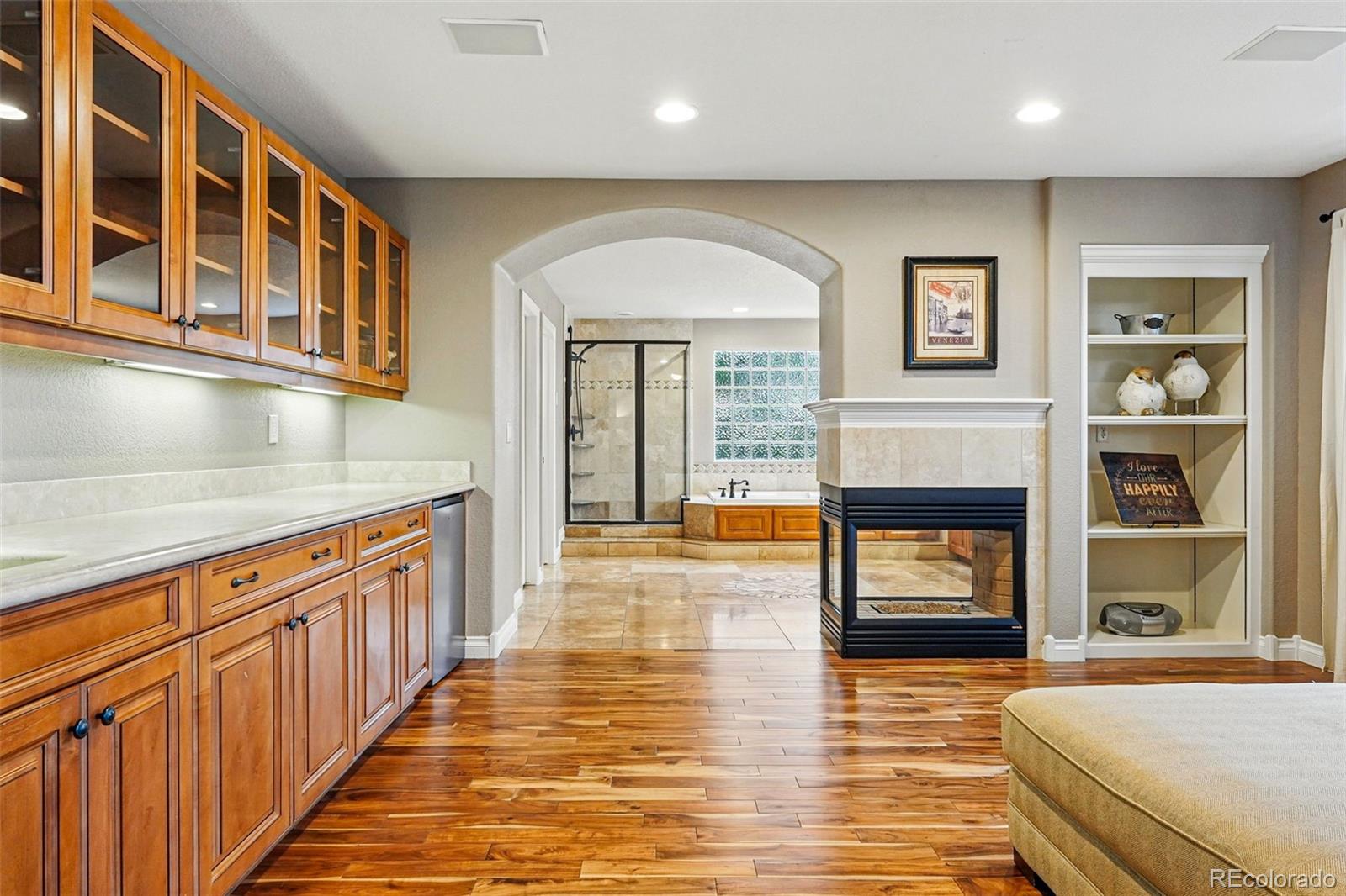 7086 Esperanza Drive