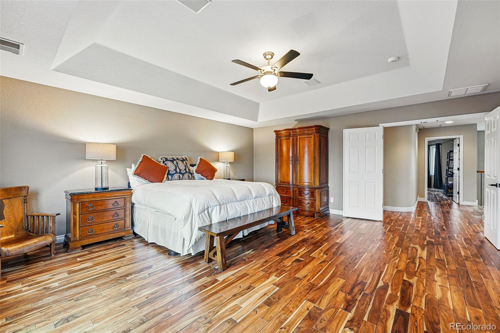 7086 Esperanza Drive