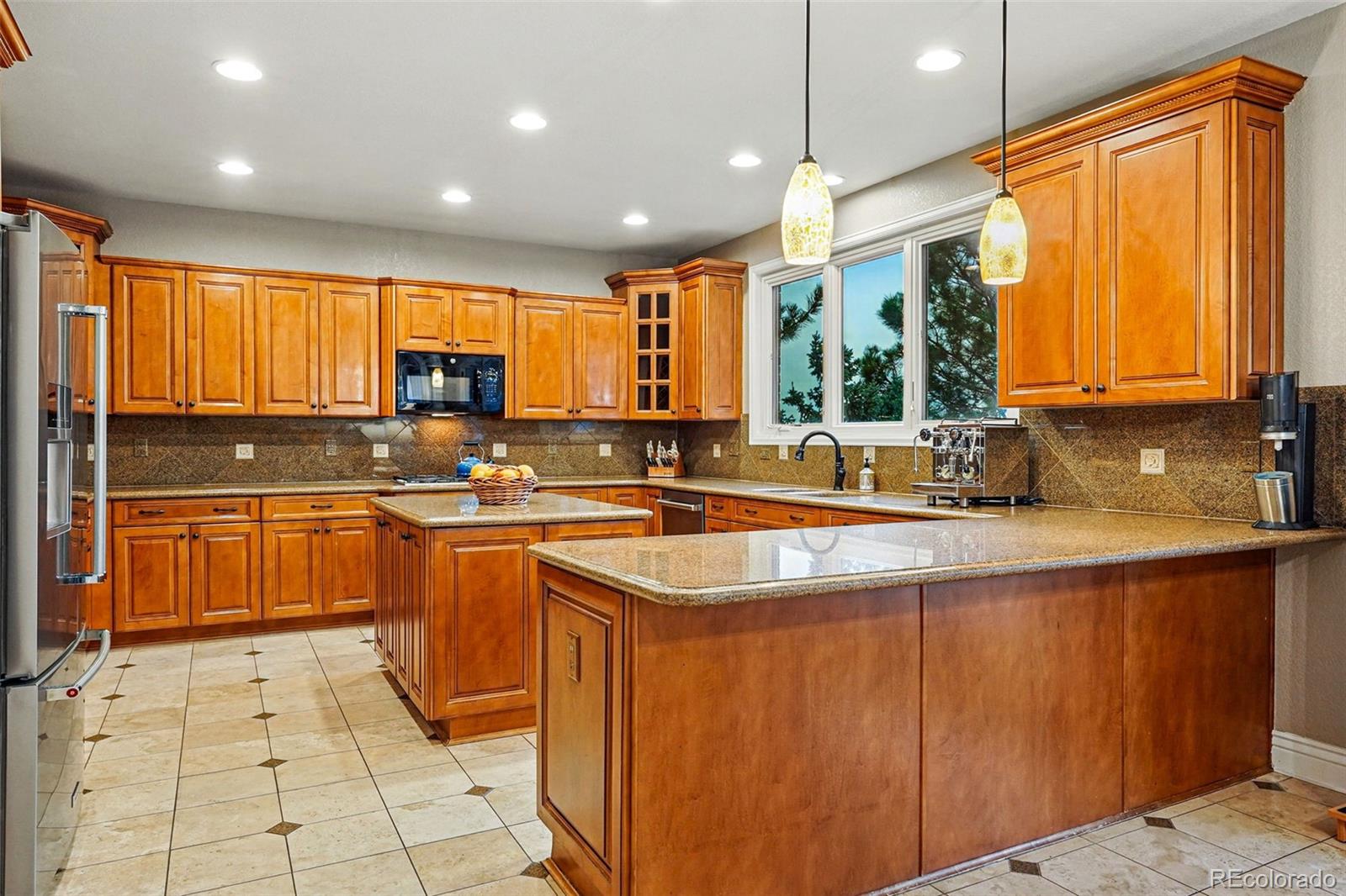 7086 Esperanza Drive