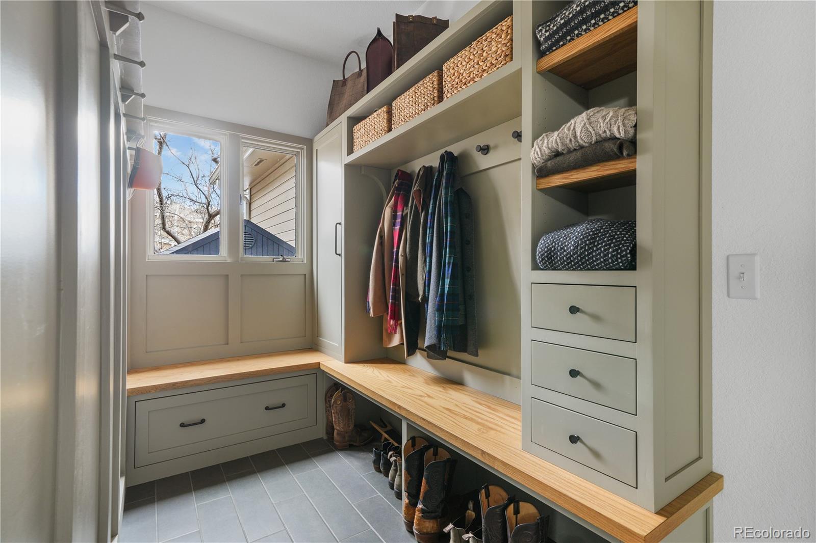 15246 W Ellsworth Place