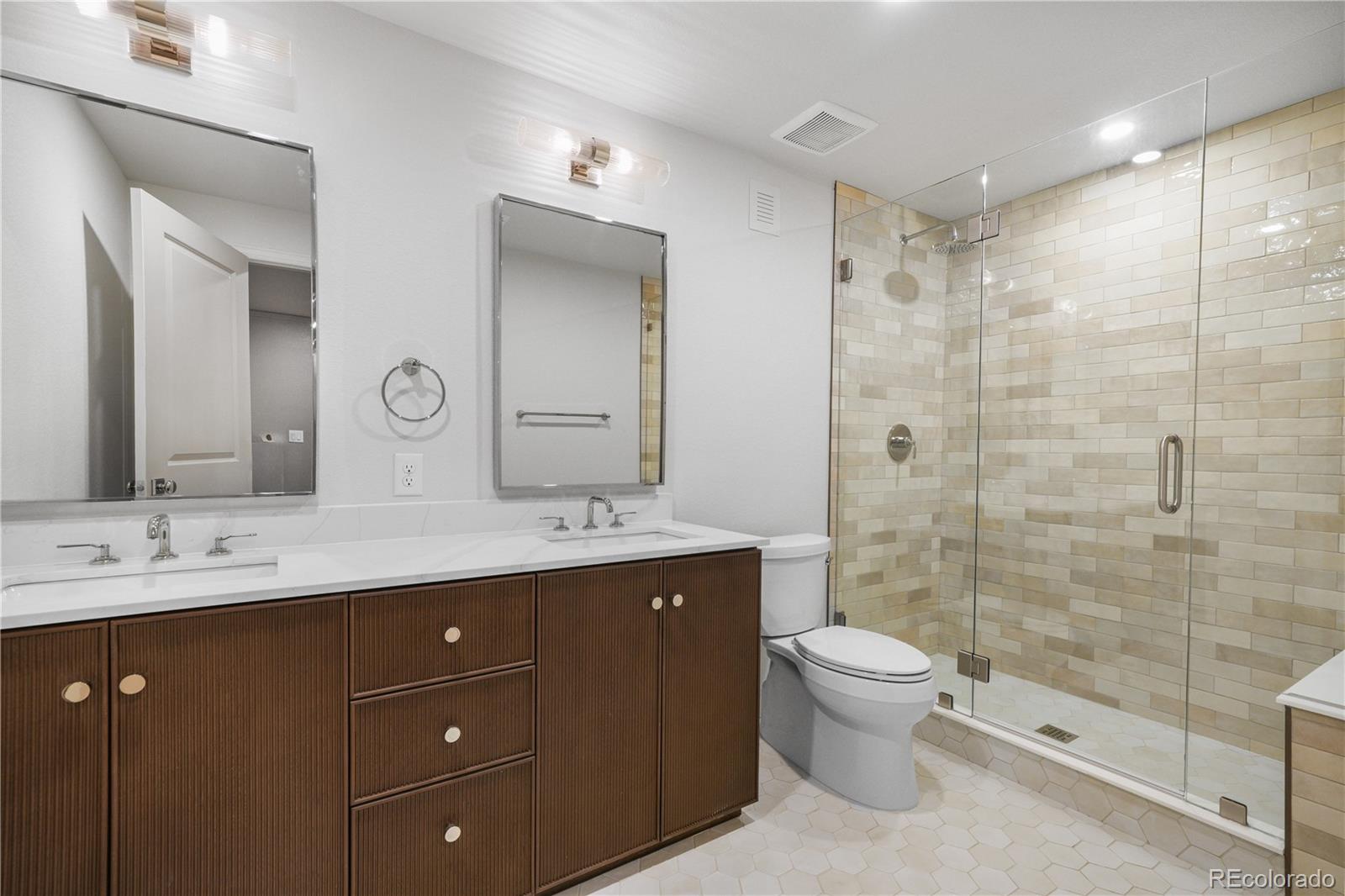 15246 W Ellsworth Place