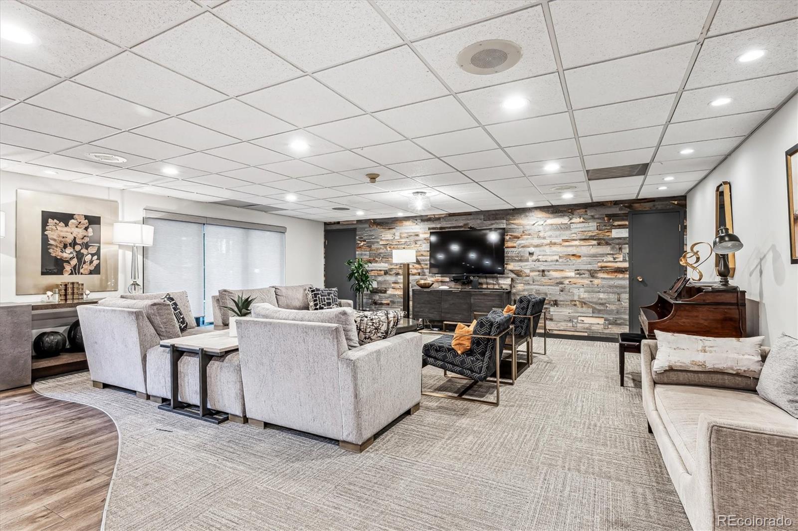 480 S Marion Parkway Unit: 901