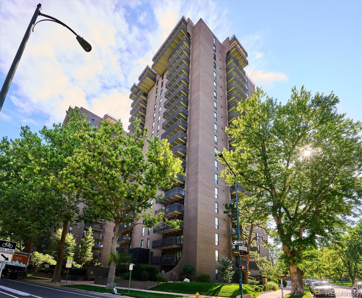 480 S Marion Parkway Unit: 901