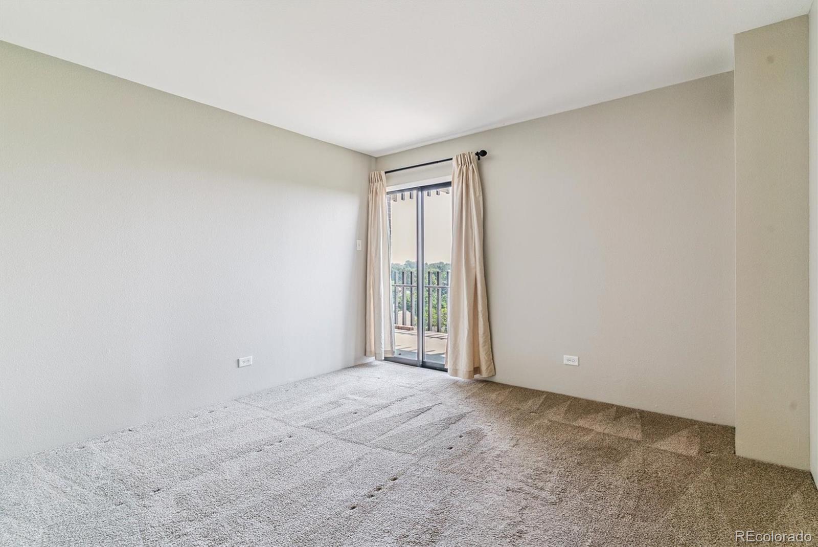 480 S Marion Parkway Unit: 901