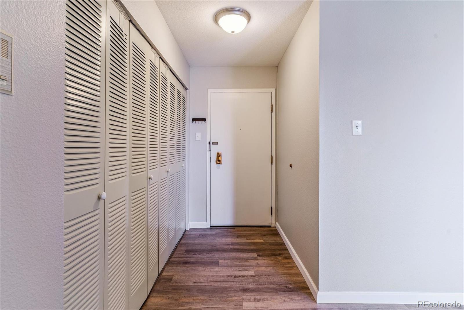 480 S Marion Parkway Unit: 901