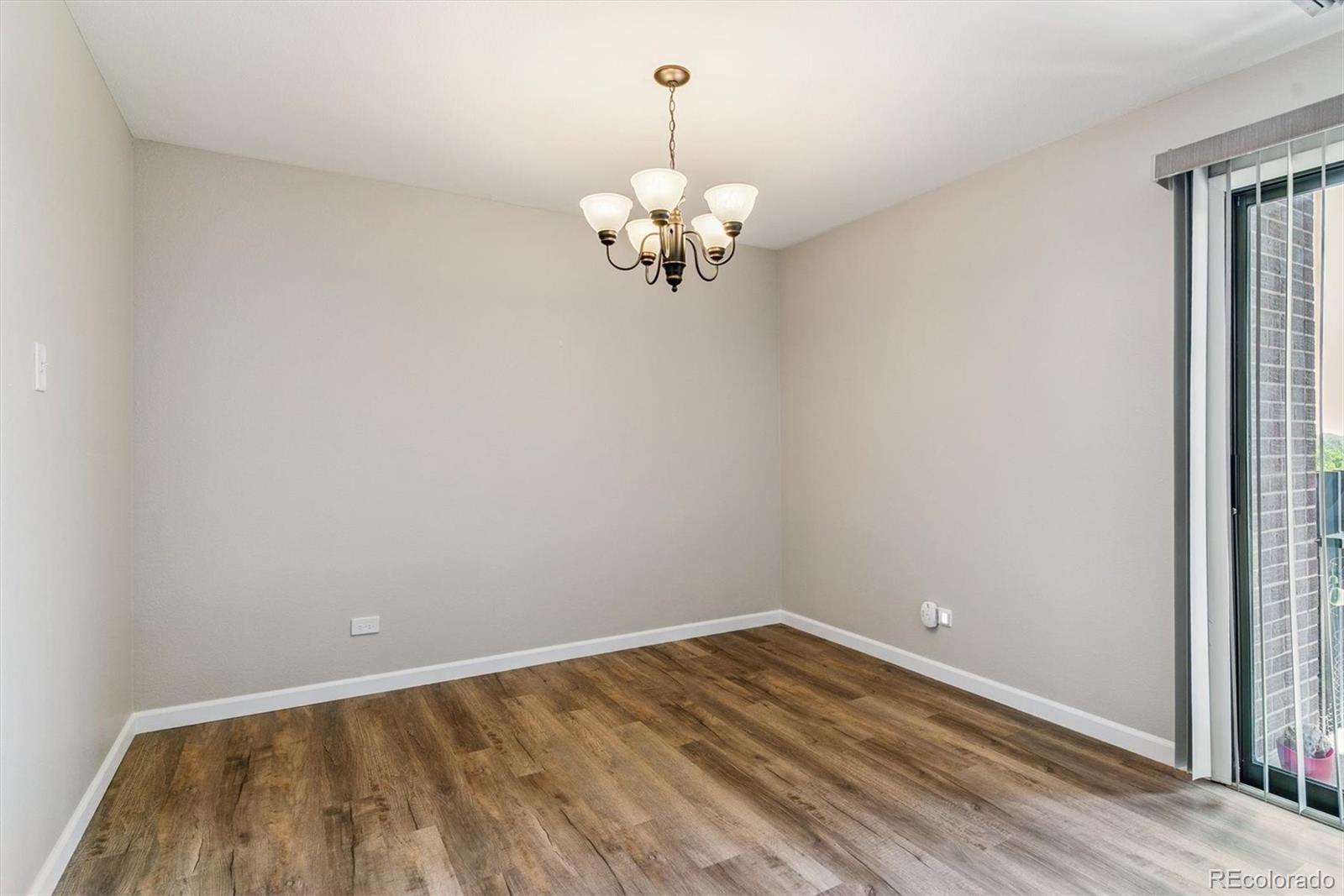 480 S Marion Parkway Unit: 901