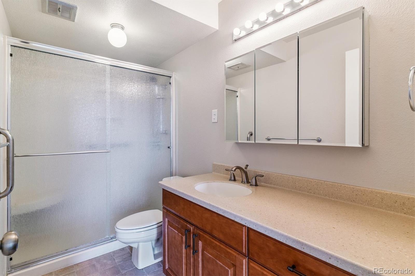 480 S Marion Parkway Unit: 901