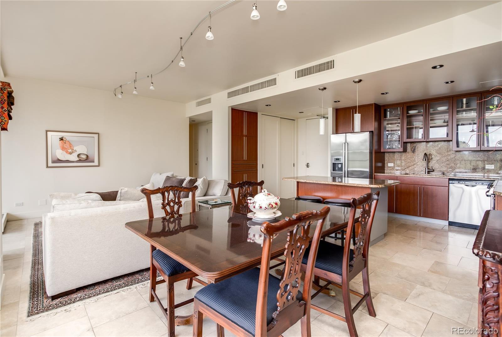 1201 N Williams Street Unit: 3B