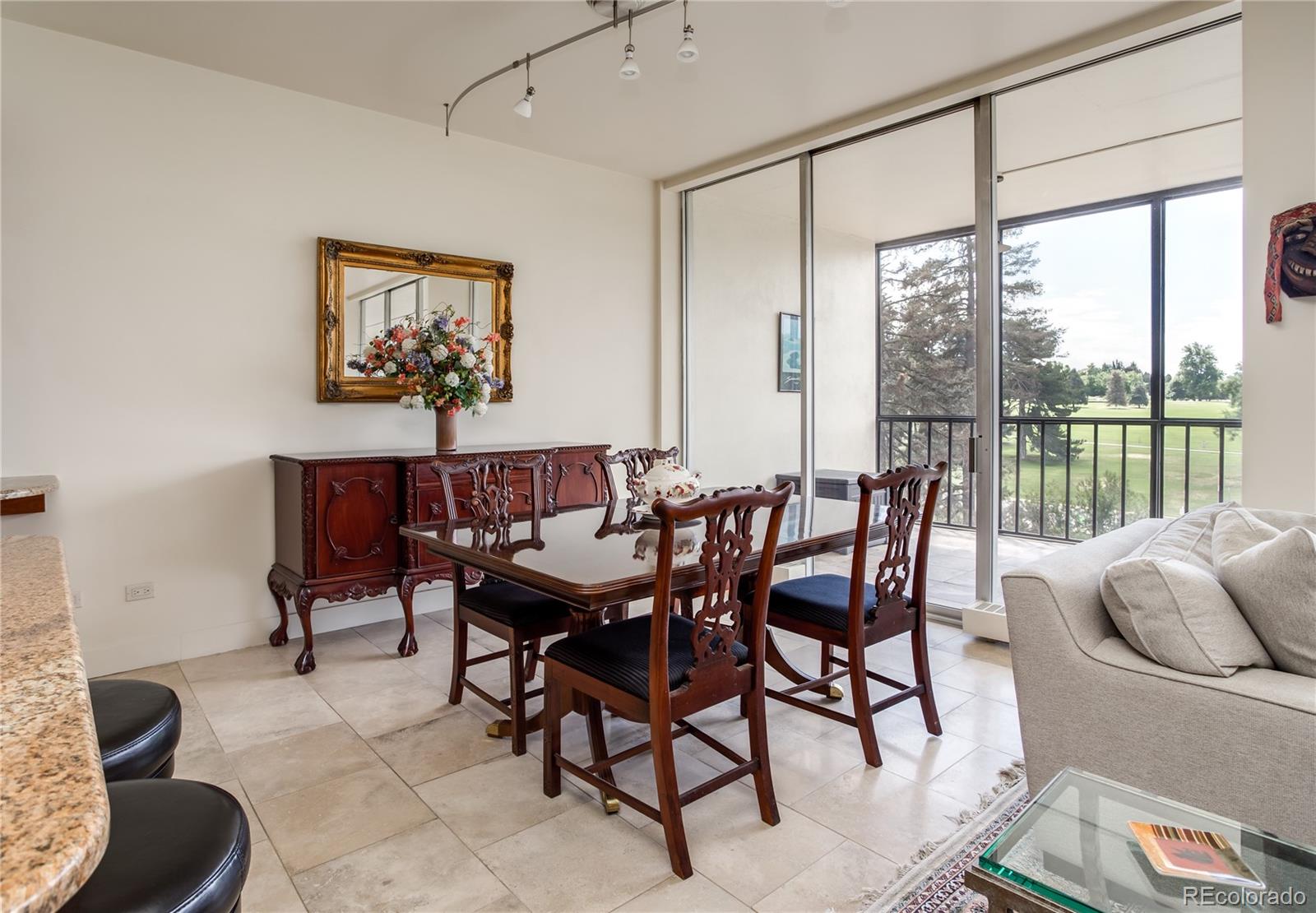 1201 N Williams Street Unit: 3B