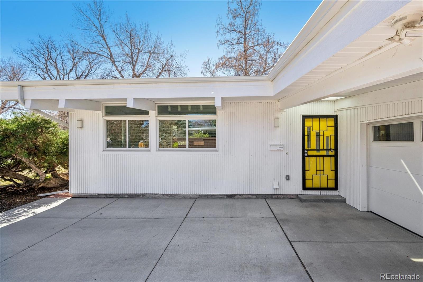 1323 S Eudora Street