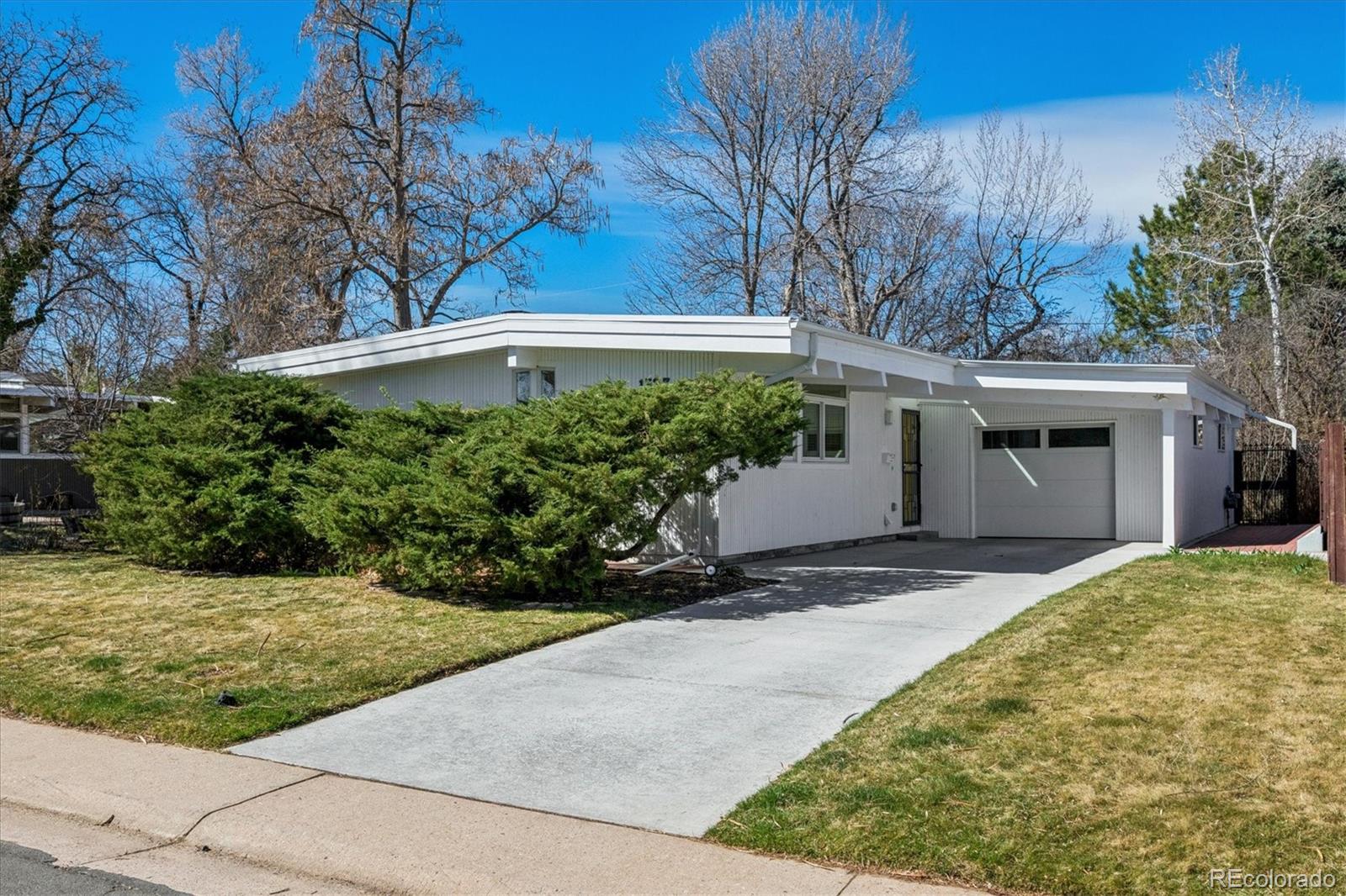 1323 S Eudora Street