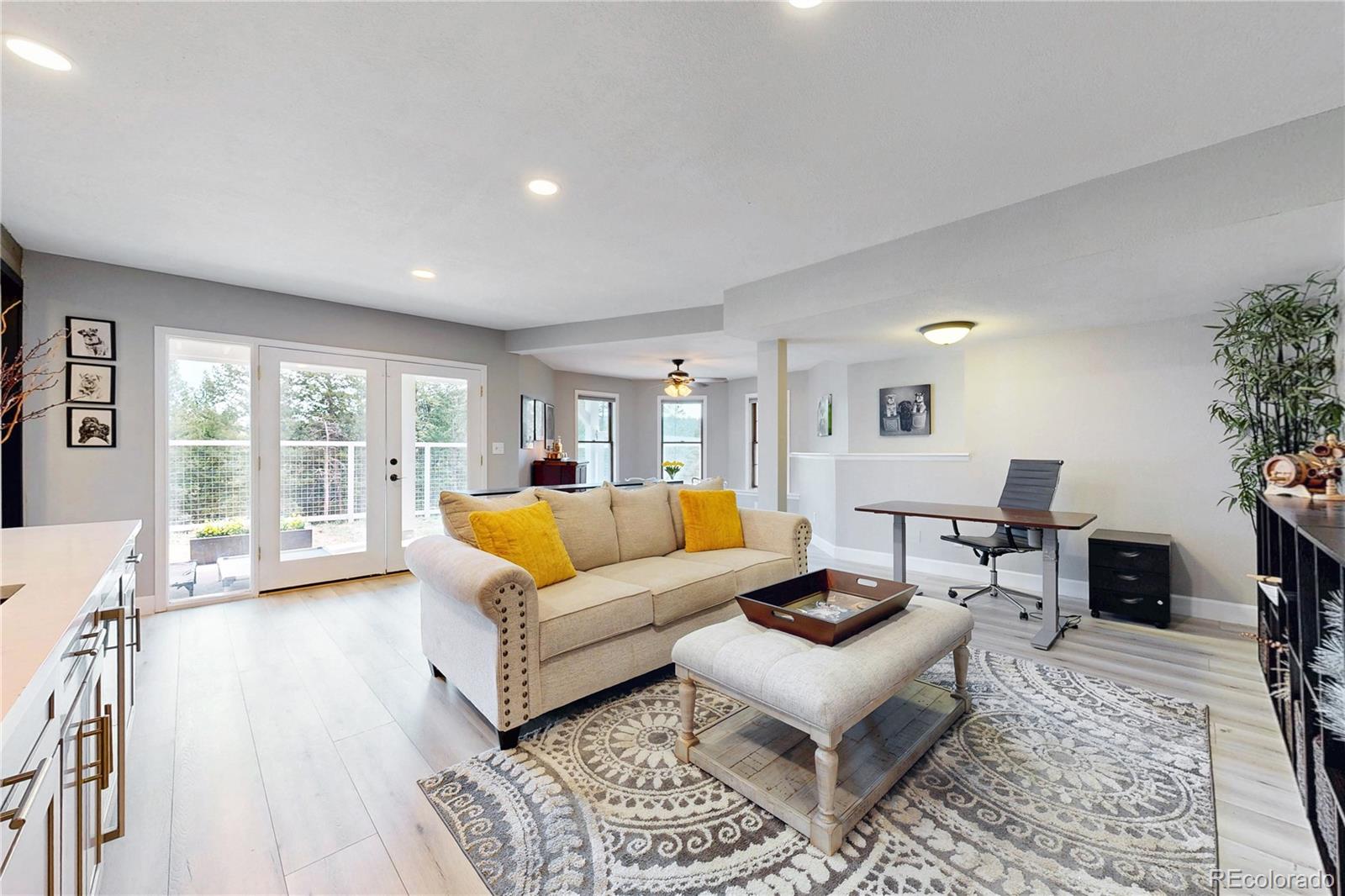 7692 Surrey Drive
