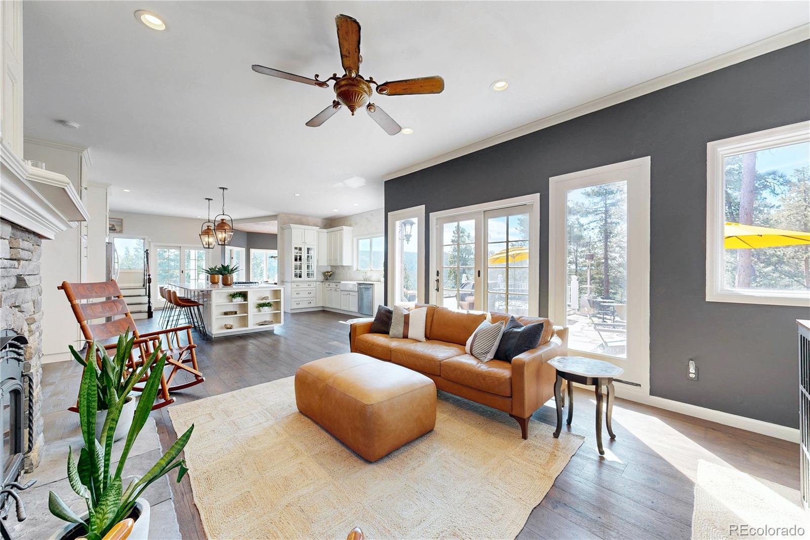 7692 Surrey Drive