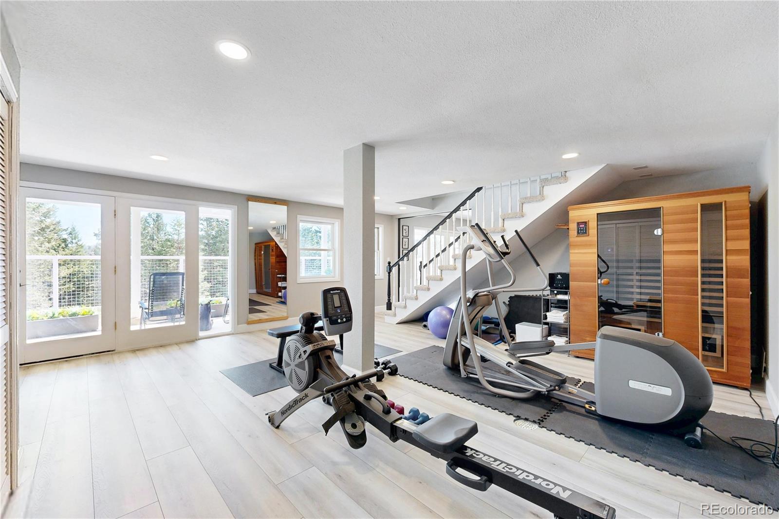 7692 Surrey Drive