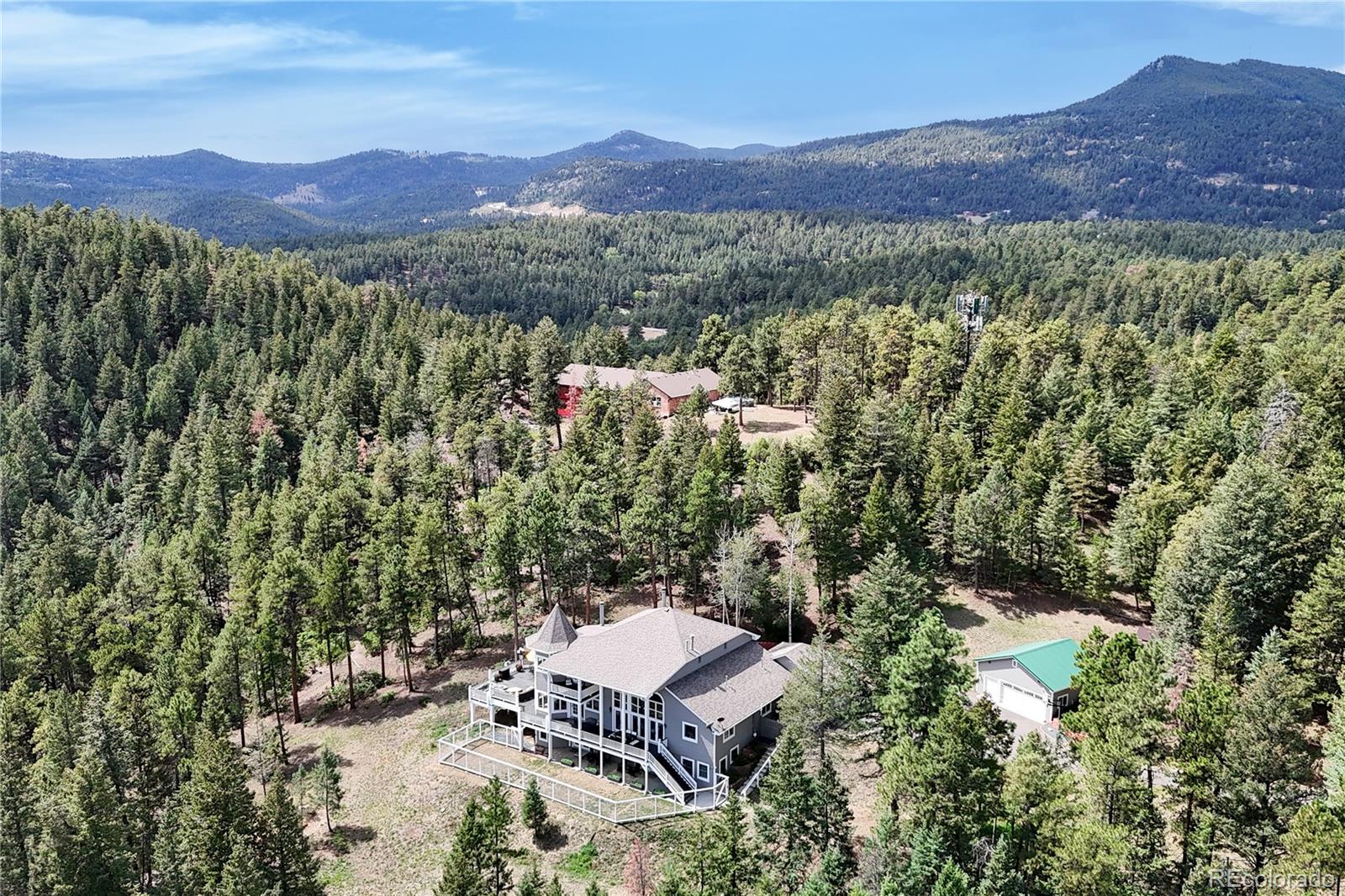 7692 Surrey Drive