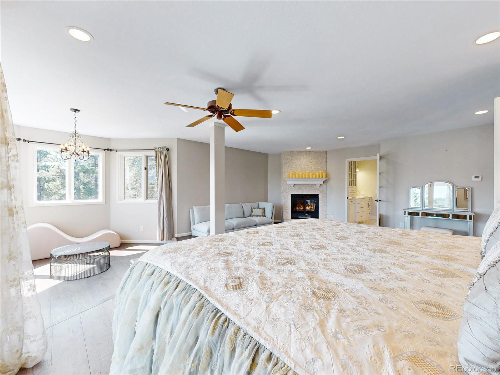 7692 Surrey Drive