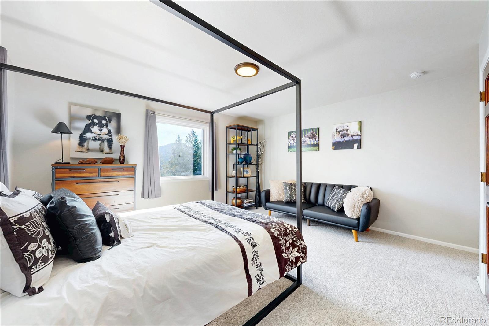 7692 Surrey Drive