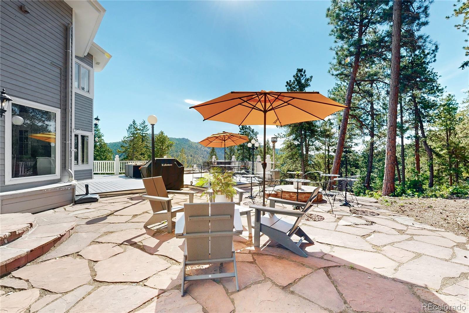 7692 Surrey Drive