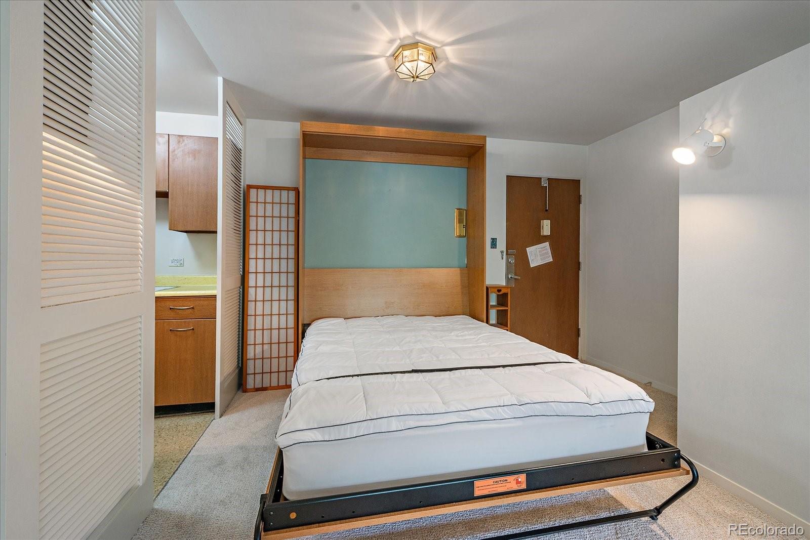 855 Pennsylvania Street Unit: 305