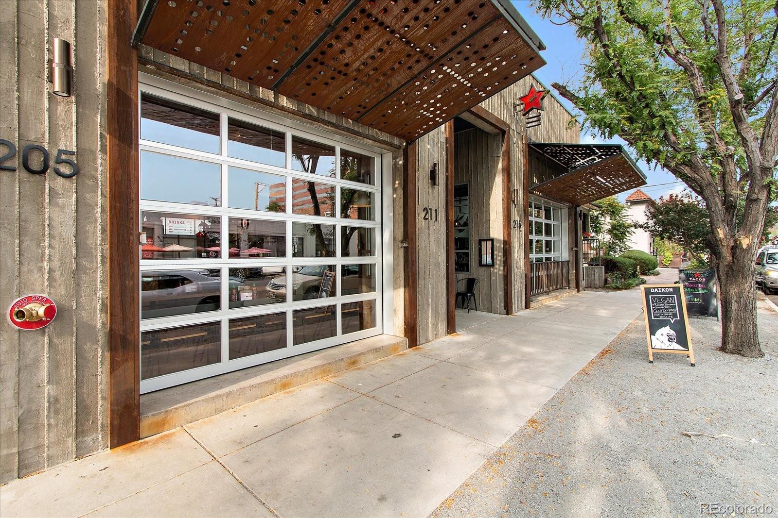 855 Pennsylvania Street Unit: 305