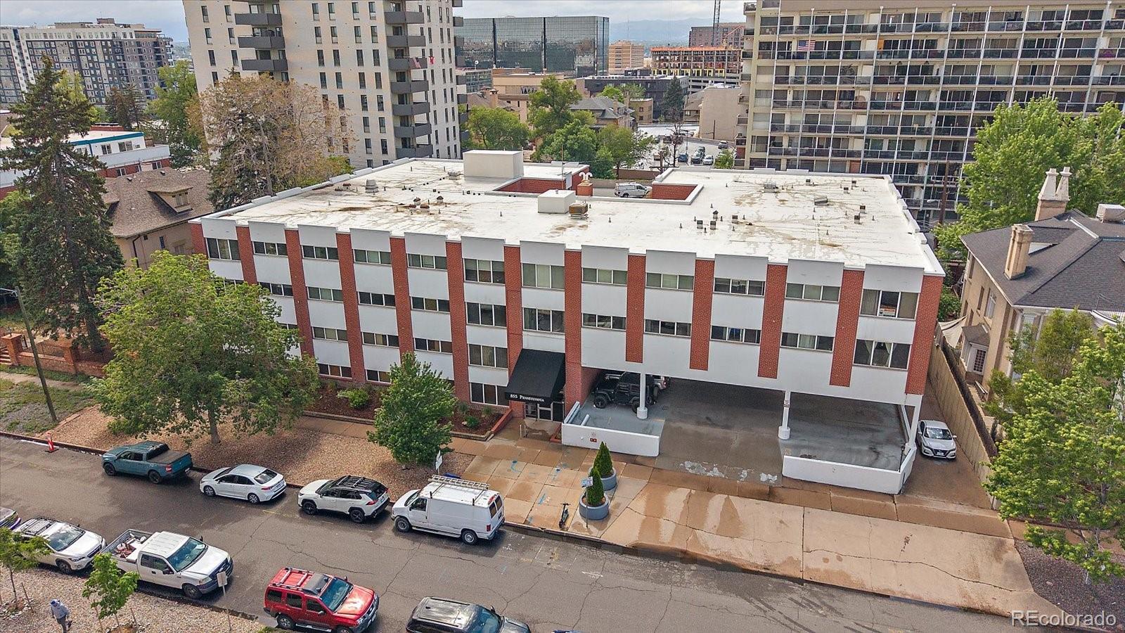 855 Pennsylvania Street Unit: 305