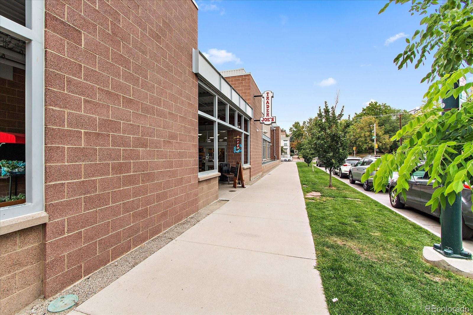855 Pennsylvania Street Unit: 305