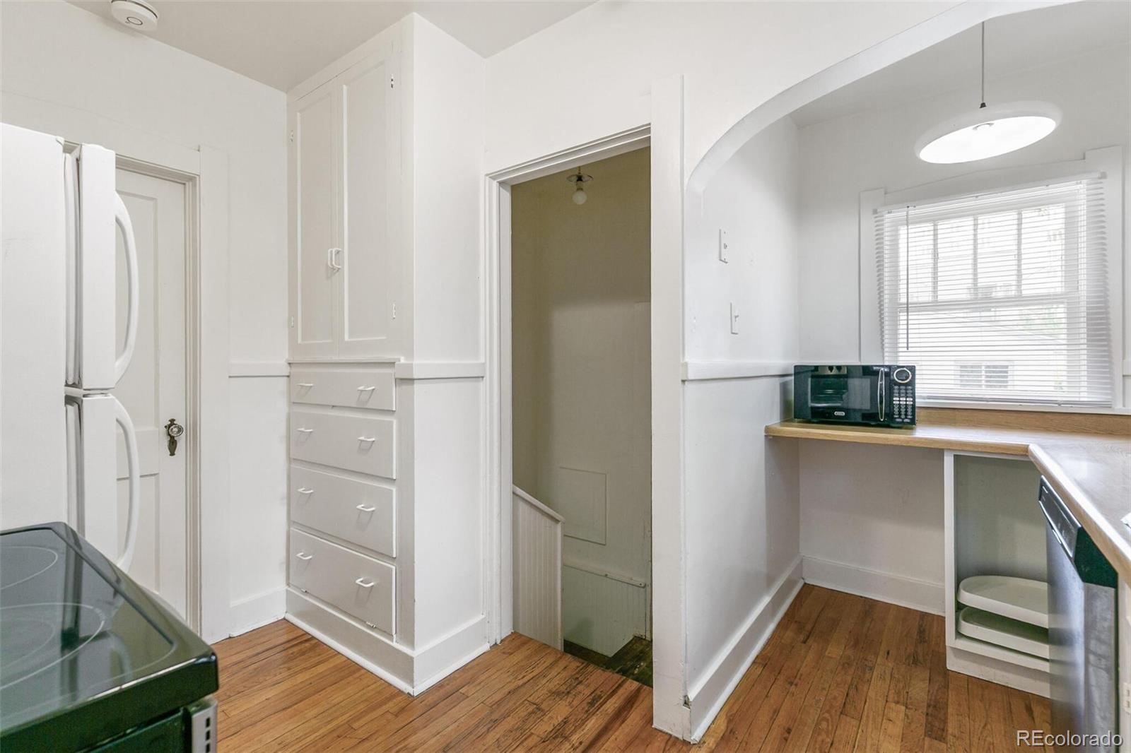 1850 S Williams Street