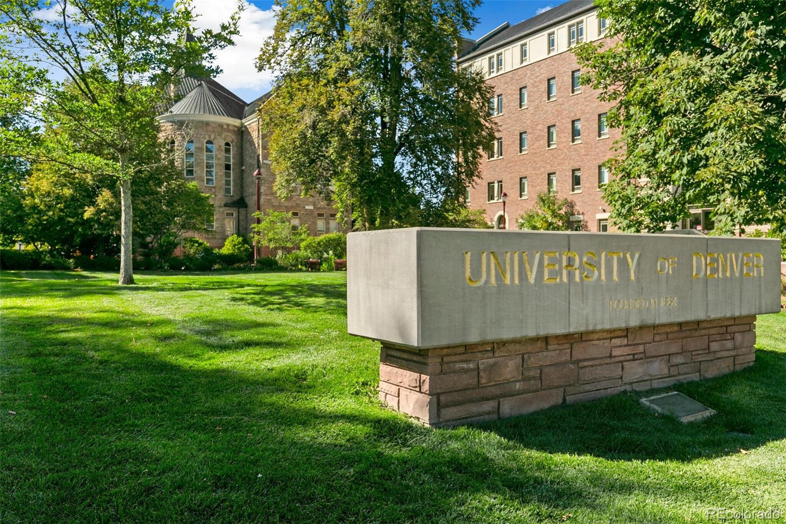 1850 S Williams Street