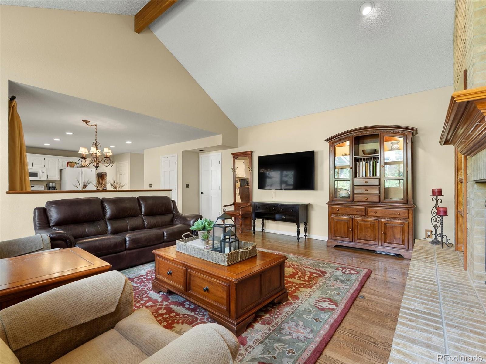 9475 Cherryvale Drive