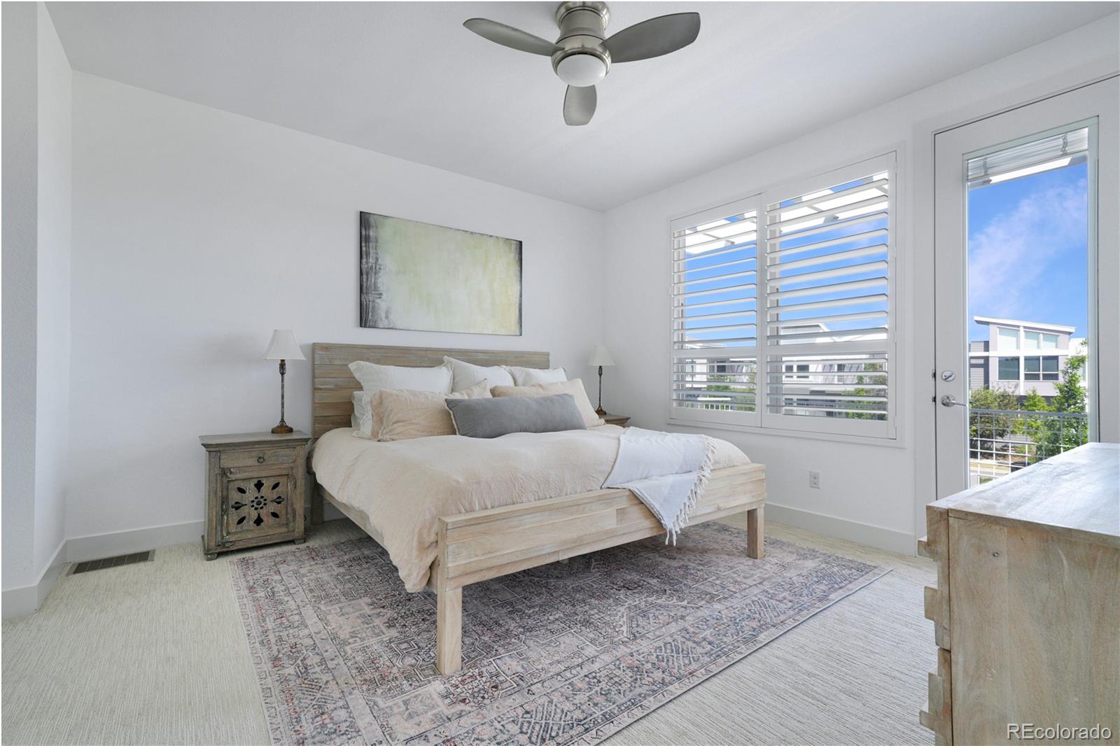 5043 Valentia Street Unit: 102
