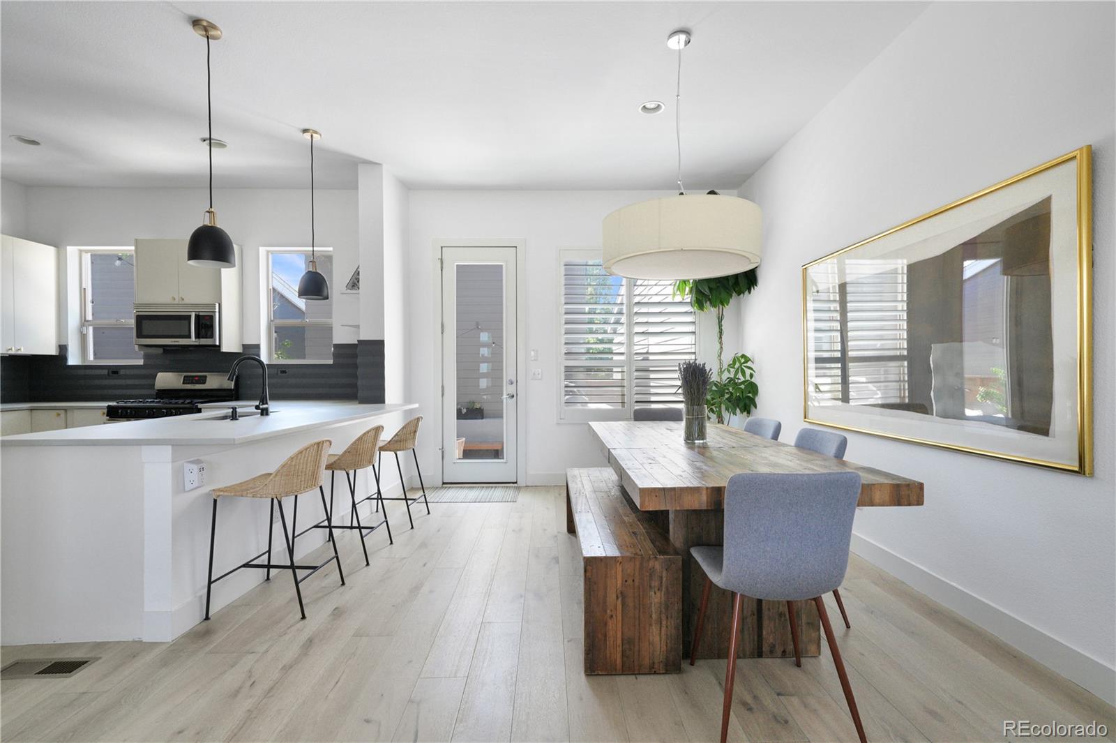 5043 Valentia Street Unit: 102