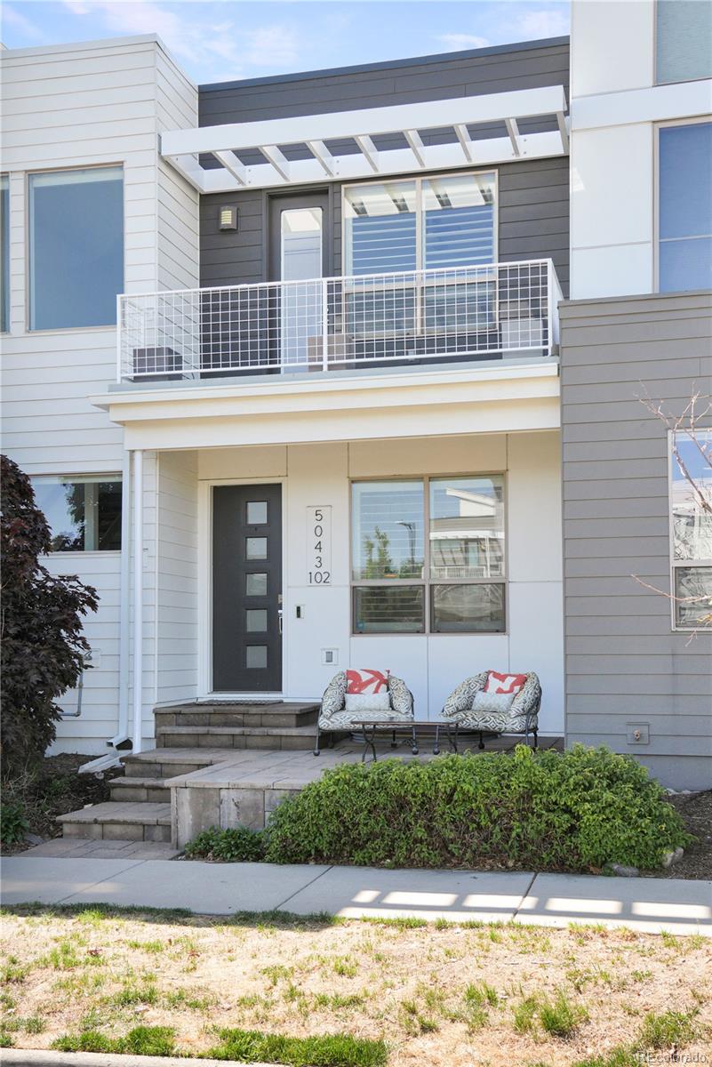 5043 Valentia Street Unit: 102
