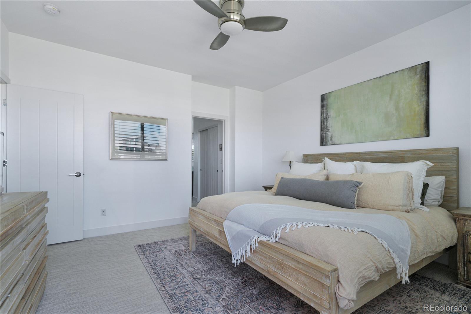 5043 Valentia Street Unit: 102