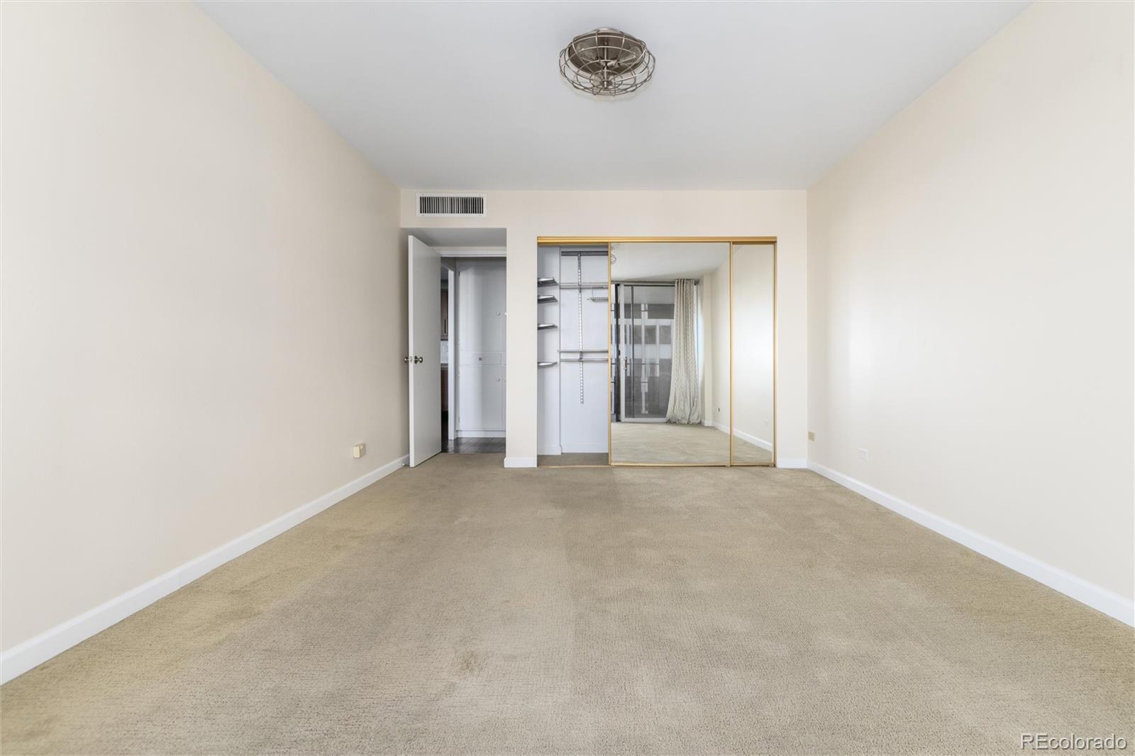 790 N Washington Street Unit: 706