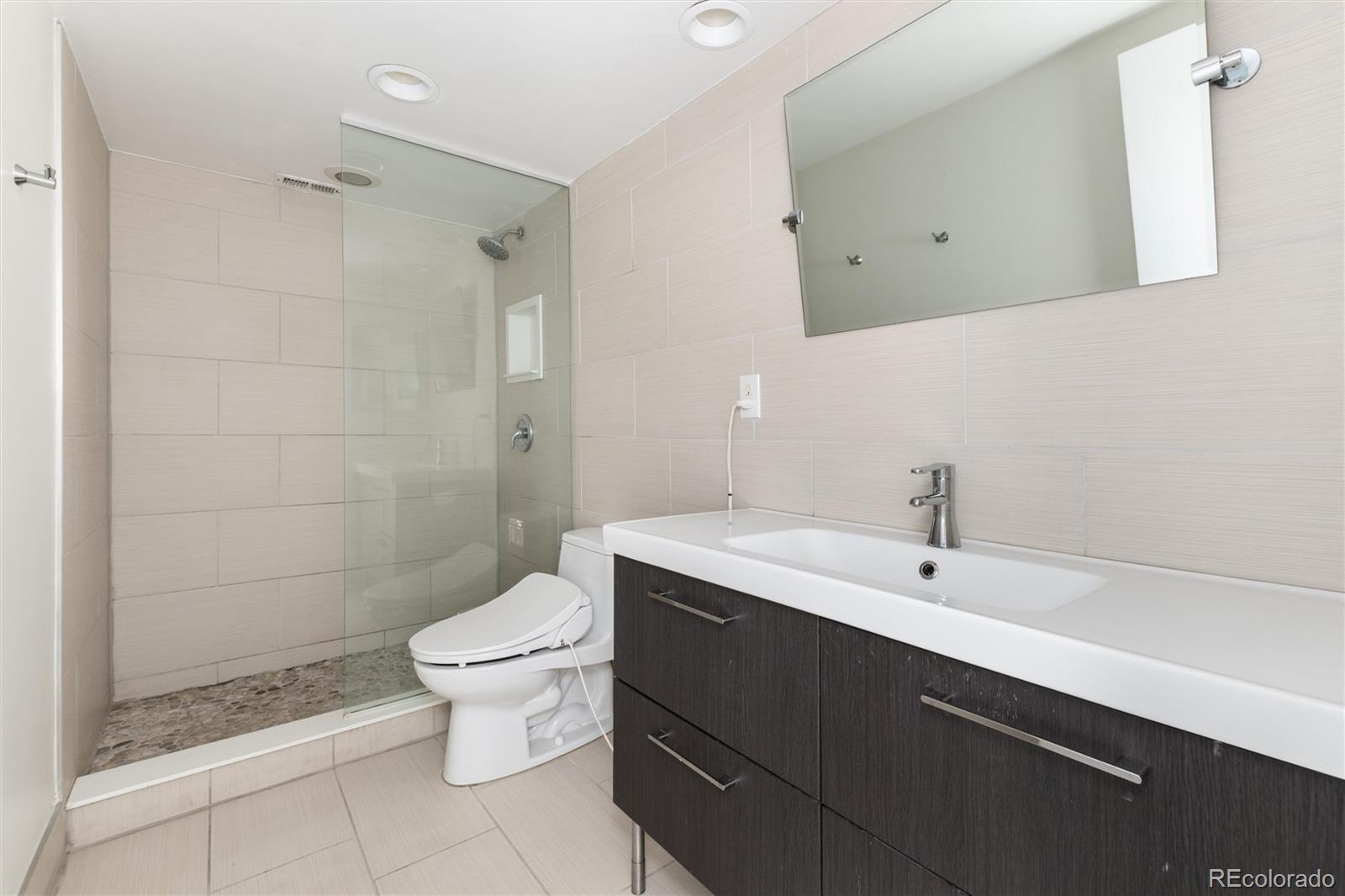 790 N Washington Street Unit: 706