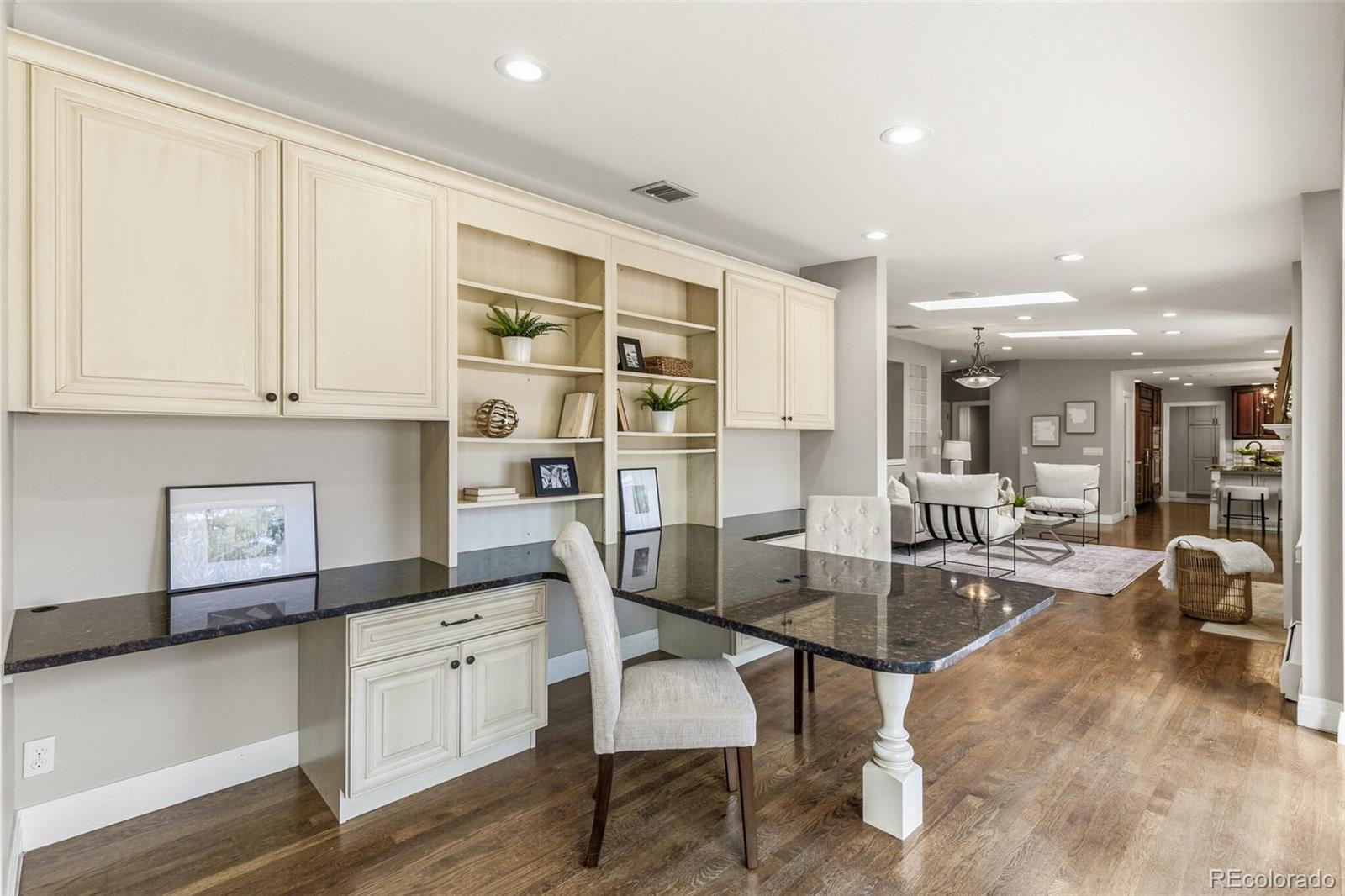 5430 S Jasmine Street