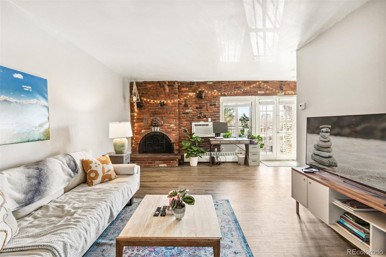 1201 N Clarkson Street