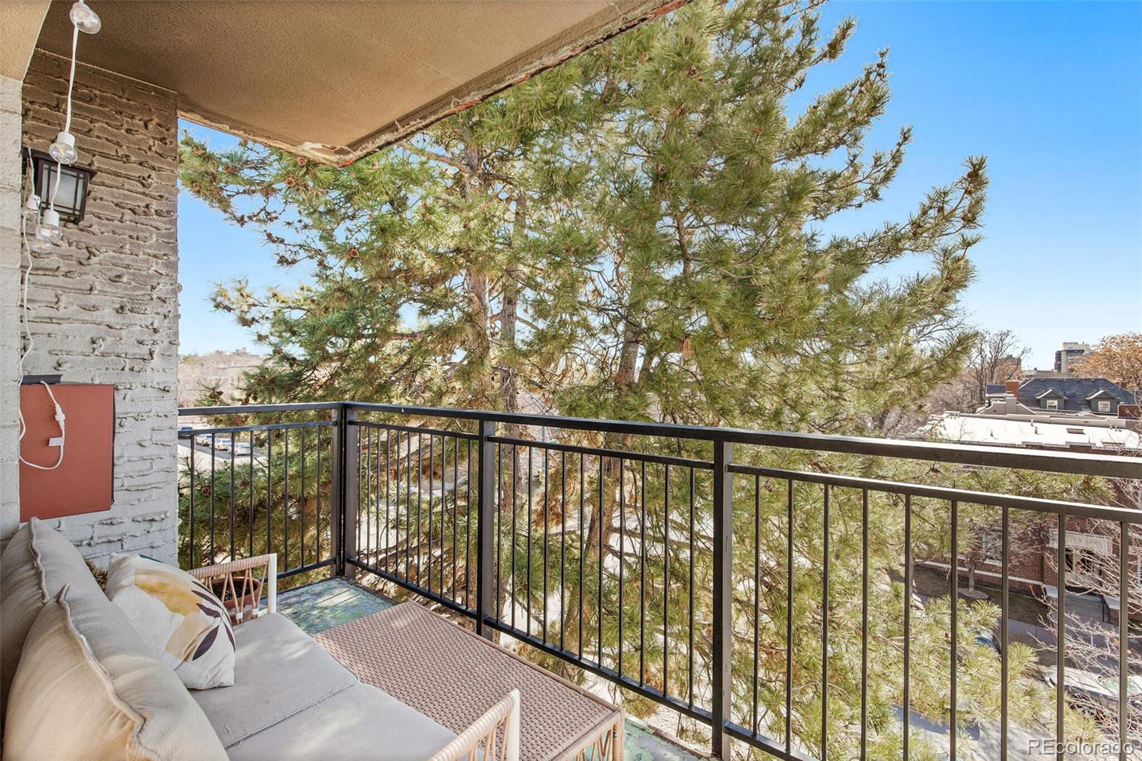 1201 N Clarkson Street