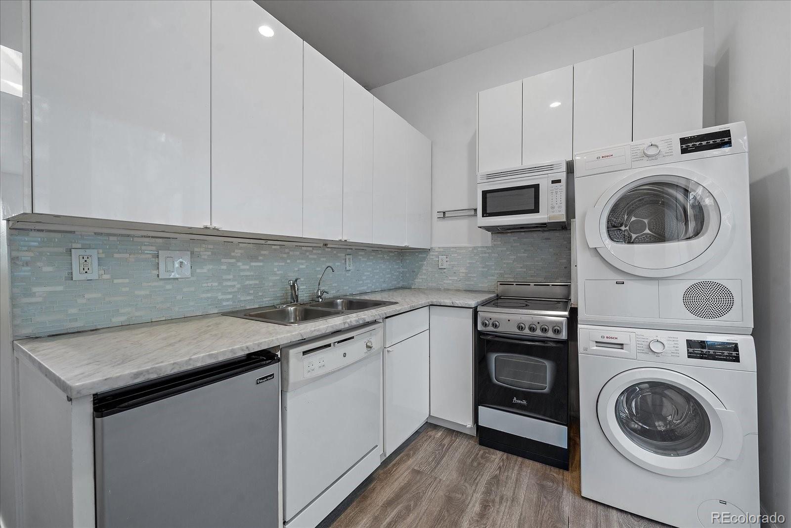 2524 Kensing Court